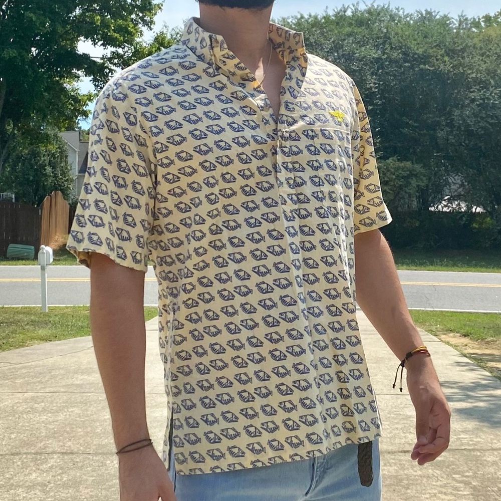 Men’s Short Sleeve Casual Button down shirt